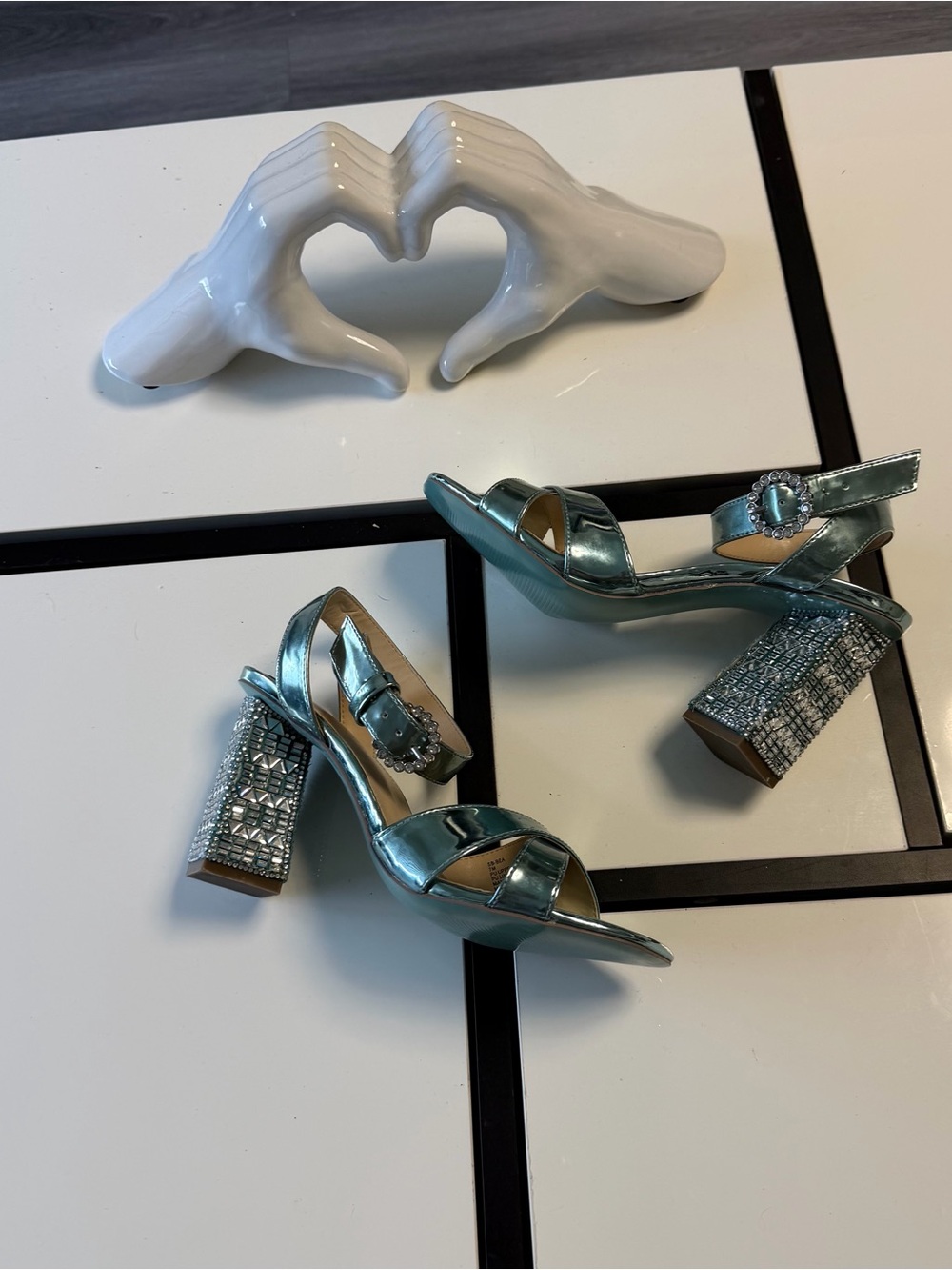 Betsey Johnson SB-BEA Light Blue Metallic Rhinestone Block Heels ✨ Size 7M 💎